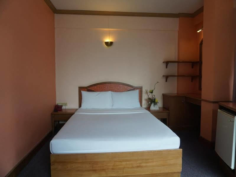 Tanaphat Hatyai Hotel Hat Yai Exteriér fotografie